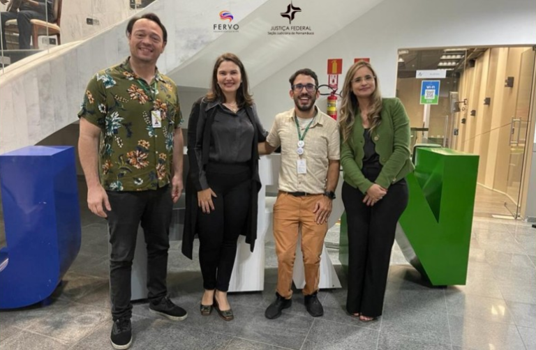 Laboratoristas do LABI FERVO apresentam projeto em evento de inovação
